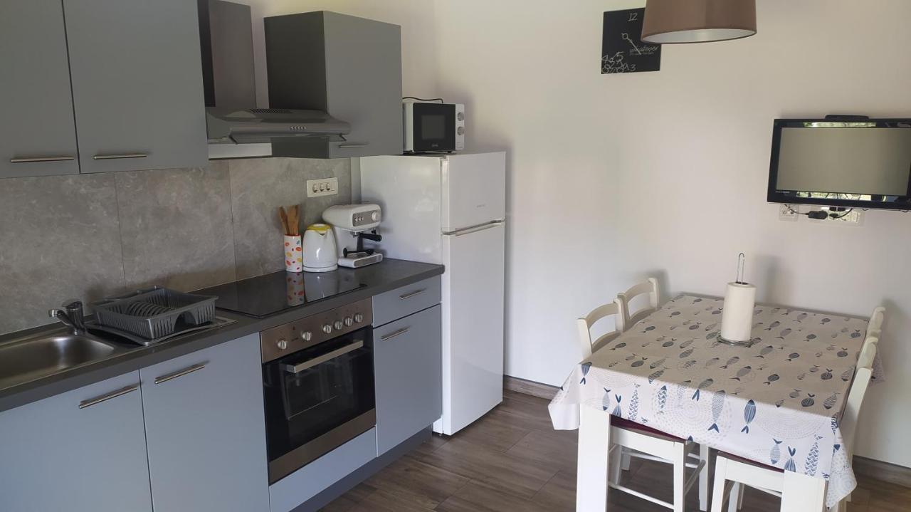 Apartman Greta Sukošan Eksteriør bilde