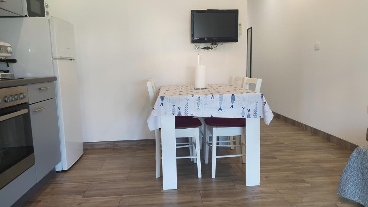 Apartman Greta Sukošan Eksteriør bilde